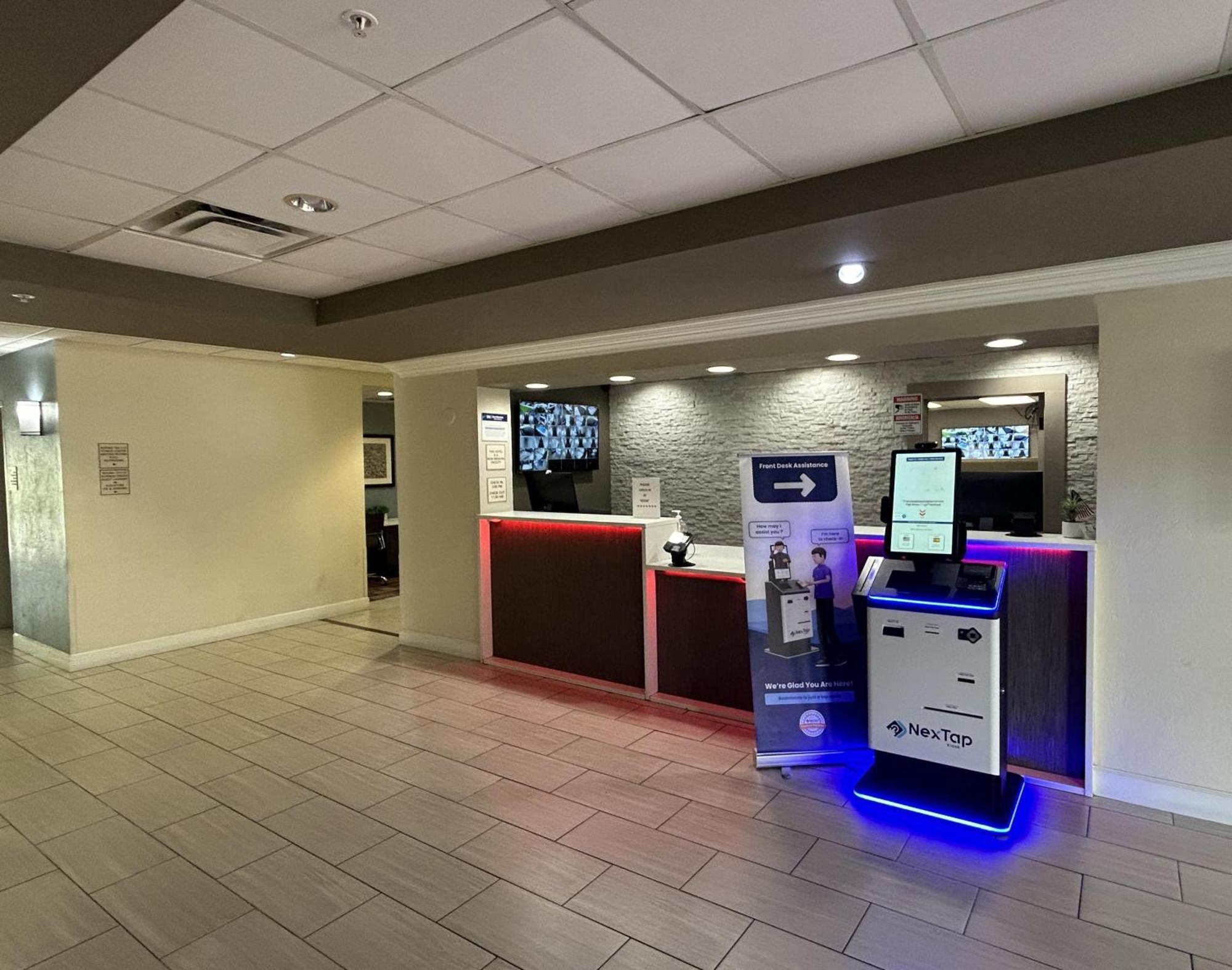 Airport Inn Fort Myers Bagian luar foto