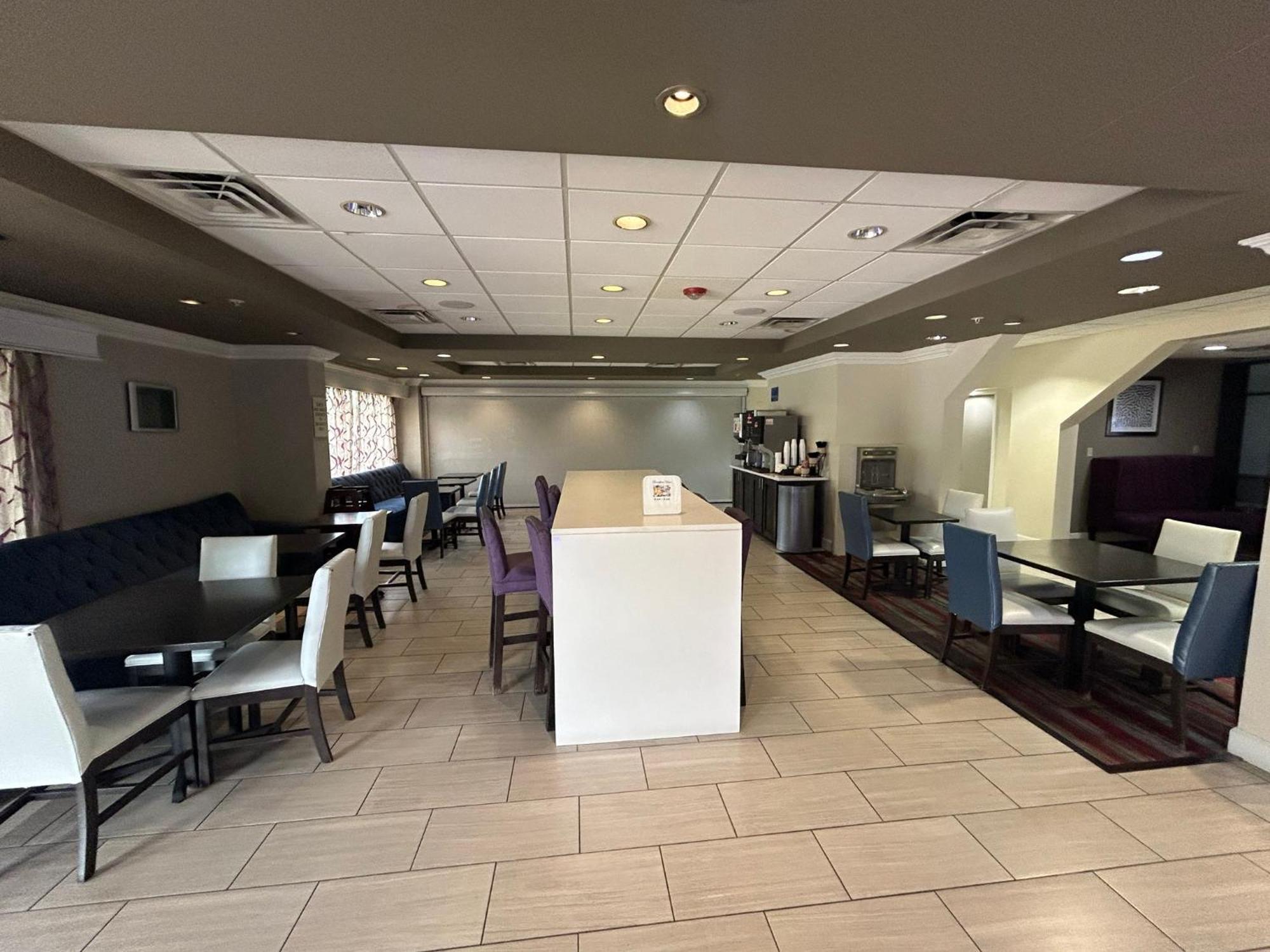 Airport Inn Fort Myers Bagian luar foto