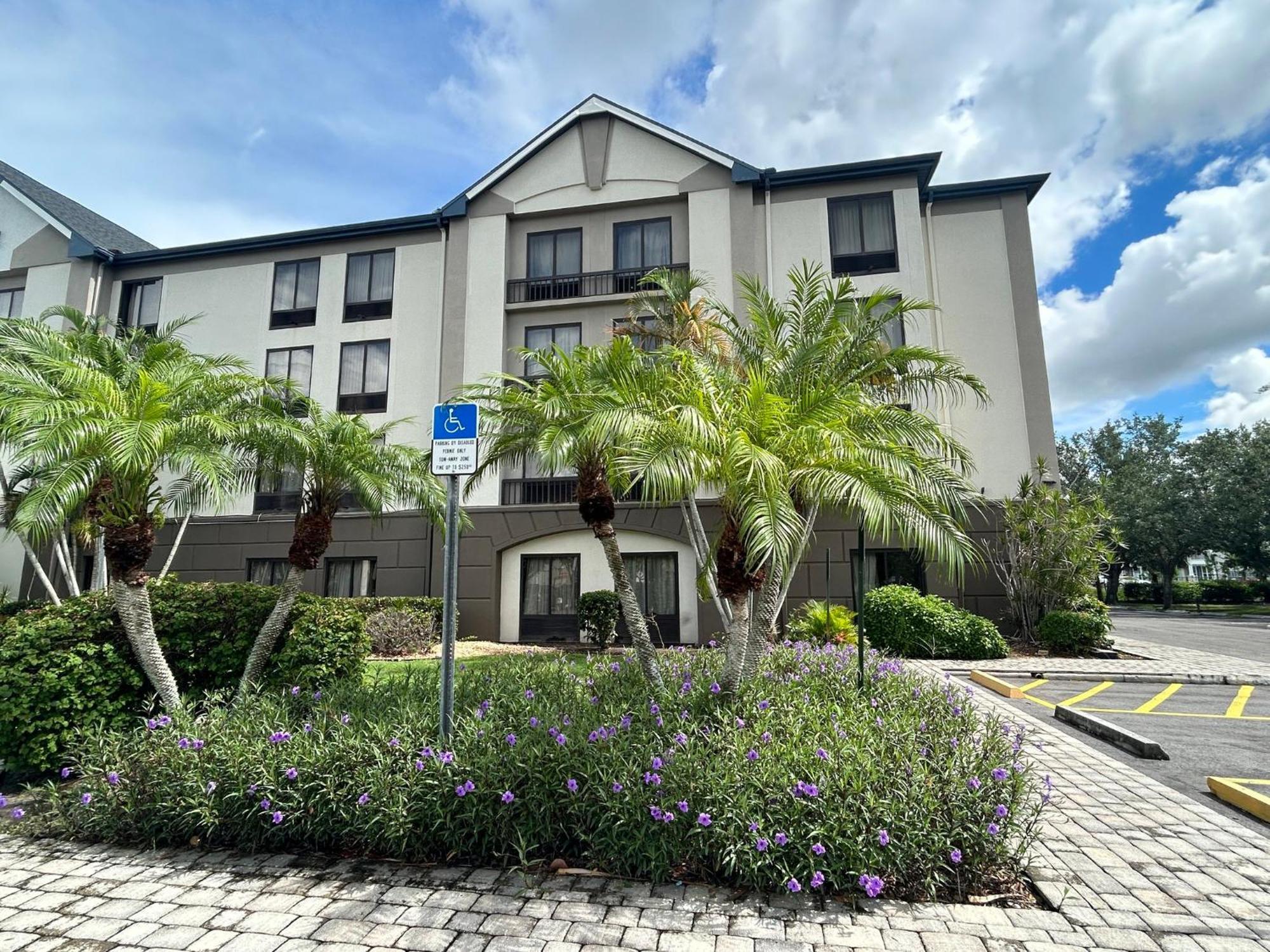 Airport Inn Fort Myers Bagian luar foto